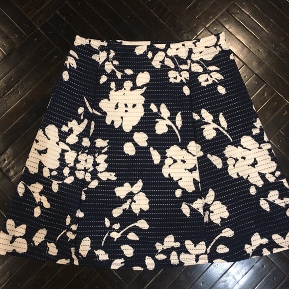 Renee C. Dresses & Skirts - Renee C. Navy & White Floral A-Line Skirt - Medium